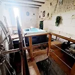 Insolite Dans Un Moulin A Eau Avec Privatif * Champagnac (Charente-Maritime)