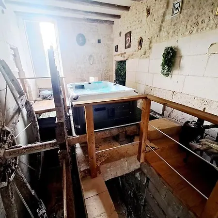 Insolite Dans Un Moulin A Eau Avec Privatif * Champagnac (Charente-Maritime)