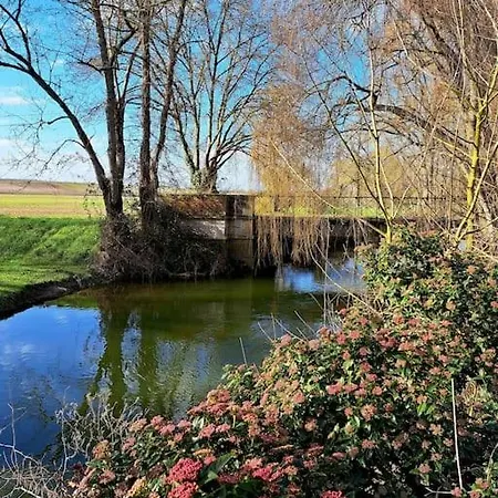 Insolite Dans Un Moulin A Eau Avec Privatif * Champagnac (Charente-Maritime)