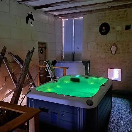 Insolite Dans Un Moulin A Eau Avec Privatif * Champagnac (Charente-Maritime)